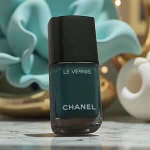 CHANEL Le Vernis Deep Teal Nail Colour - 755 Harmony
